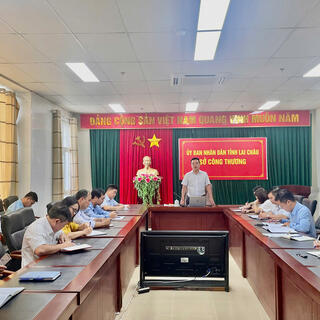 <a href="/dang-doan-the" title="Đảng, Đoàn thể" rel="dofollow">Đảng, Đoàn thể</a>