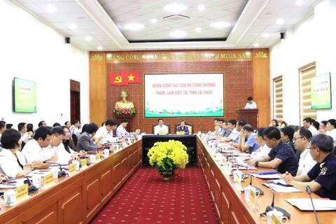 Bộ trưởng Bộ Công Thương Nguyễn Hồng Diên thăm và làm việc với tỉnh Lai Châu.